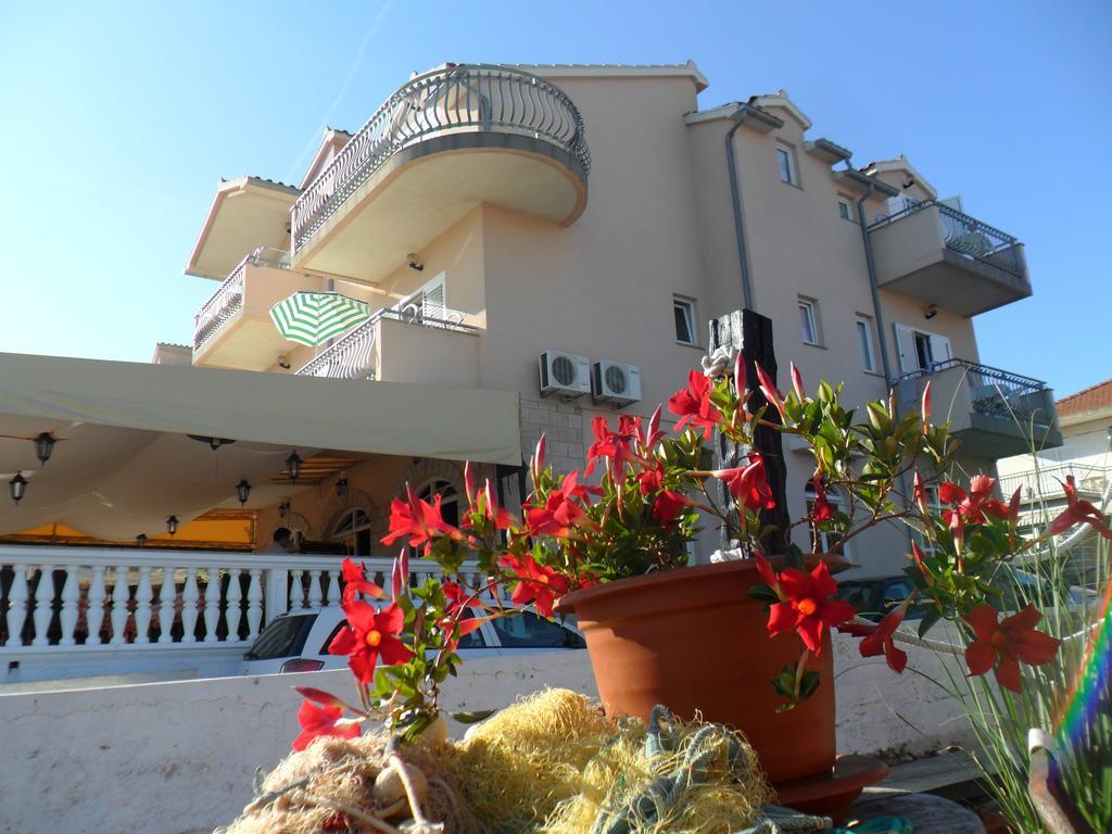 Apartments & Room Marina View Водице Экстерьер фото